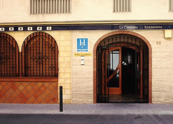 Hostal la Campana